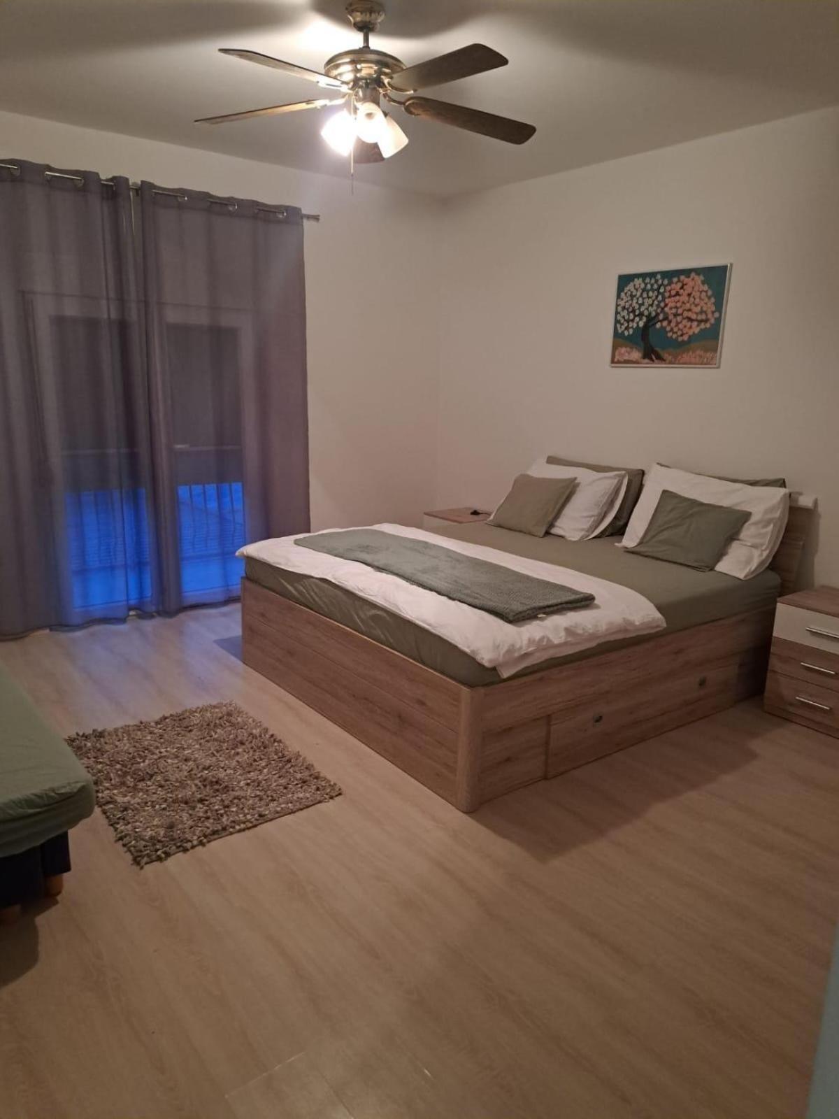 Apartments By The Sea Turanj, Biograd - 364 Kültér fotó